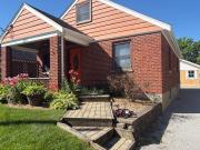 Peaceful Stay-Private Lower Level with Private Bath