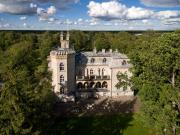 Laitse Castle B&B