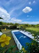 Espectacular casa campestre en Pereira con piscina