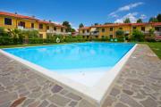 Harmony Apartment - Terrazza e piscina a pochi passi dal lago