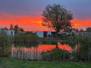 Ferienhaus 55 am Wasser Olburgen - perfekt für Familien - mit Freibad, Sauna, Restaurant und Spielplatz