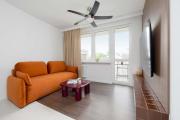 Exceptional Apartment with Balcony in City Center by Noclegi Renters