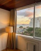 Apartamento completo a 100m da praia de Copacabana