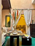 Riad Zelda Private Rooftop without overlooking Medina
