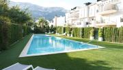 Amazing apartment direct pool acces