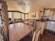 Top Hopton on Sea