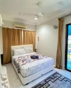 890K Belleva Beach Homestay