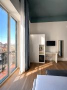 Top Naples