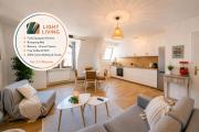 Cinema Apartment Magdeburg - Kitchen & Balcony