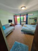 Reginas Guesthouse