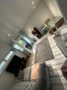 Top Mansewood