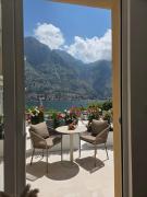 Luxury Studio Apartment with Sea View & Heated Pool