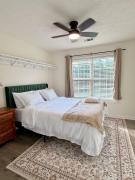 Top Suwanee