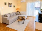 Big Apartment with Wifi, AC and SmartTV