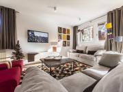 Chalet pour 8 pers, proche du centre - Val-dIsère - FR-1-518-175