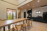 鶴Inn 花園町駅8分 天下茶屋駅9分 無料駐車場あり 心斎橋 関西空港へ直通 一朝一夕