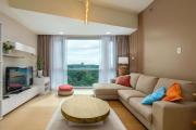 Modern Luxe Stay: 2BR City Escape