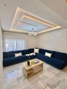 Luxury Apartment 5 min Beach, TGV ,City Mall