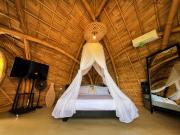 Circle House Bamboo Sidemen