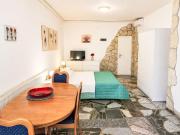 Apartment Ein Apartment im Ferienhaus Zweirosen by Interhome
