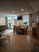 Viktória ~Vízparti ~ Medencés ~ Apartman