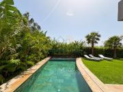 Villa de standing avec piscine au golf d Akenza