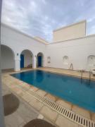 Top Al Maqārisah