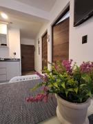7min del Parque Central, céntrico, impecable, parqueo Apto de 2 Habitaciones