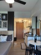 Teves Deck House, studio unit in Cebu City