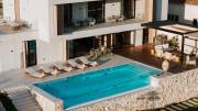 Villa Z1 Imotski - Luxury Retreat with Heated Pool & Spa