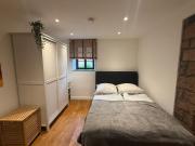 Alte Kammfabrik EG links