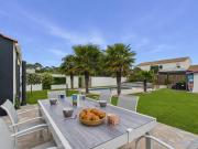 Maison 7 pers piscine, plancha & baby-foot