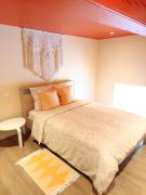 Duplex accès de plein pied, spacieux lumineux