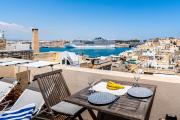 Top Senglea