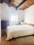 Vintage cozy apartment with 2 rooms