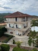 Top Ksamil