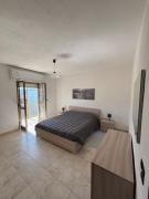 Top La Caletta