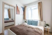 Central - Balcony - New-Build Vibe - Premium