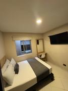 Hotel Medellín, Laureles la 70, Villa Real