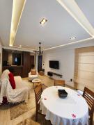 Quiet and secure apartment, close to everything