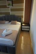 Top Ksamil