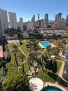 Seaside Retreat With Pool, Free Parking, AC
