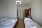 Top Himare