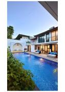 Casa Gong Jimbaran 5 Bedroom Oasis with Pool Rooftop near GWK