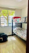 Apto en conjunto cerrado con piscina.