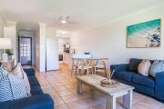 Top Lennox Head