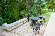 Top Leura