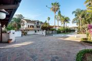 Top Paestum