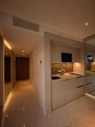 Deluxe Panoramic Lake&Sea View Apartment