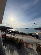 Beachfront House Saliko